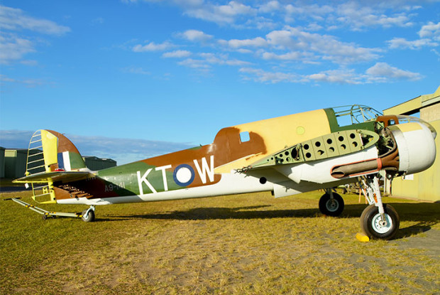 Dap beaufort a9-141 restoration underway    | warbirds online