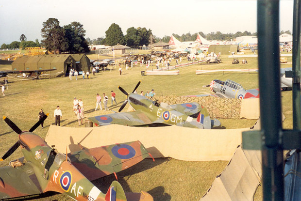 Spitfire replicas at the bi centennial air show richmond 1988    | warbirds online