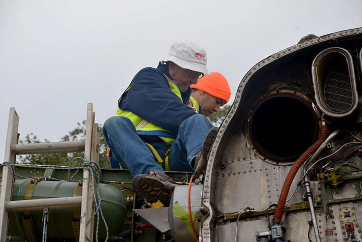 Hans & Phil at work on Caribou A4-228's wing bolts
