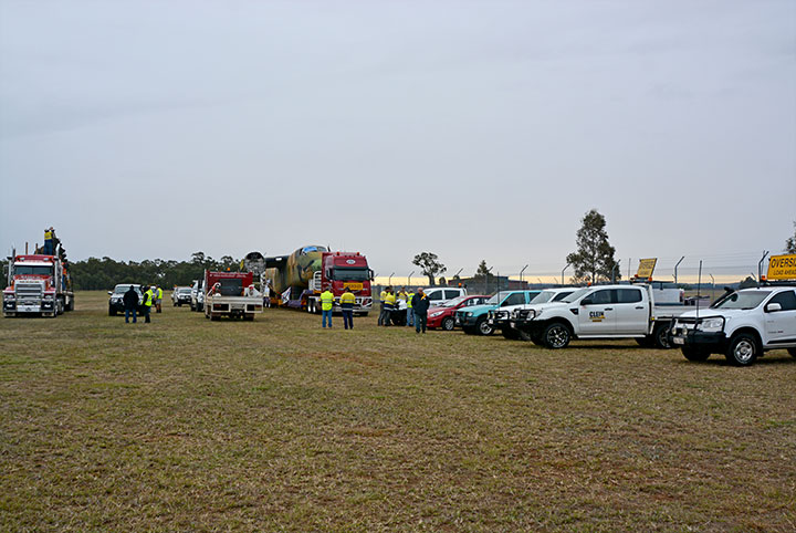 The convoy ready to leave Oakey - what a sight after 8 months planning