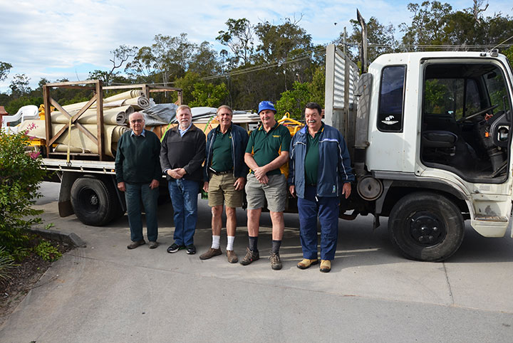 The likely suspects-volunteers busy getting equipment ready to relocate to Oakey Qld