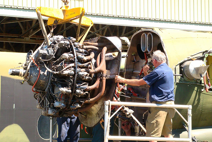 DHC 4 Caribou A4-228 - mounting R2000 engine