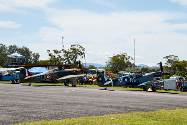 The hawker hurricane & temora spitfire up close with the crowd at scone    | warbirds online