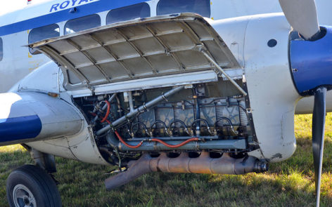 de Havilland DH.104 Dove VH-DHI cowlings up