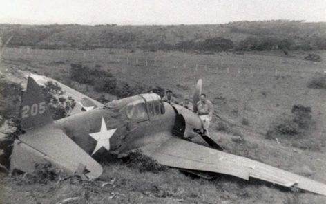 2nd Lt George Ed Talbot with P-40F-1-CU Serial Number 41-14205
