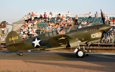 Curtiss p-40f-1-cu pee wee serial number 41-14112 at the temora airshow 2015    | warbirds online