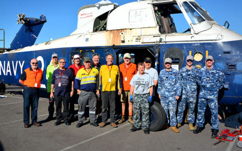 Wessex N7-214 dismantling team - AAHC Qld RAAF & Navy