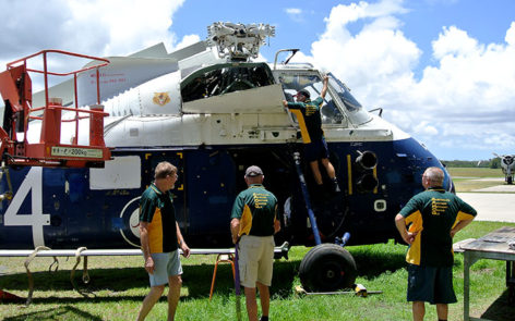 Westland Wessex Mk31B N7-214-AAHCQld members refit rotor blades