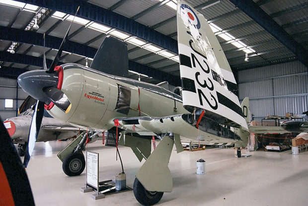 Hawker sea fury vh-shf side view -flying fighters archerfield qld 2004    | warbirds online