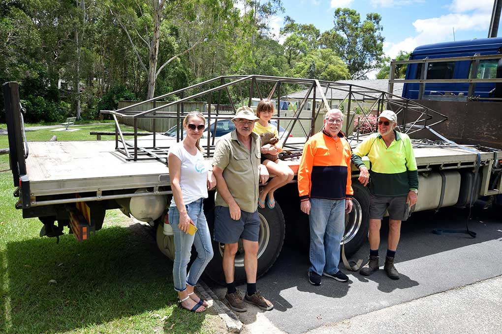 Bristol F2.B Fighter replica fuselage donated by Phillip Cooper Qld at left-with his family, John Parker & Robin Smith